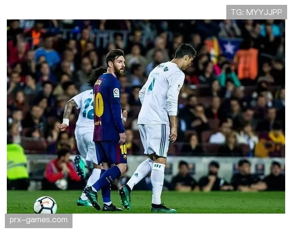 梅西与C罗本赛季表现稳健,竞技状态回升引发足坛广泛关注 梅西与C罗本赛季表现稳健,竞技状态回升引发足坛广泛关注