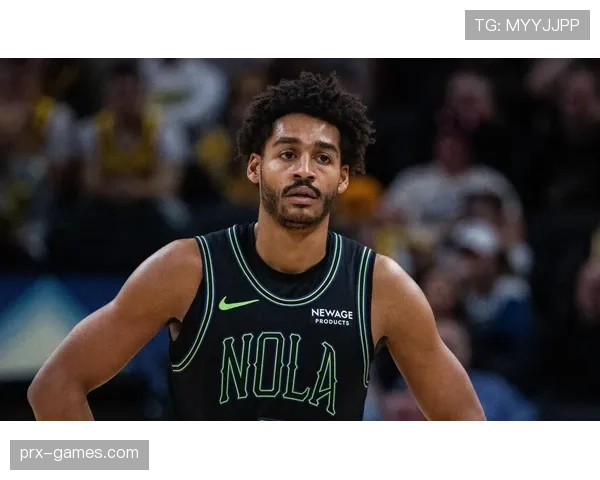 普尔无球跑动拉开空间，改变勇士进攻结构