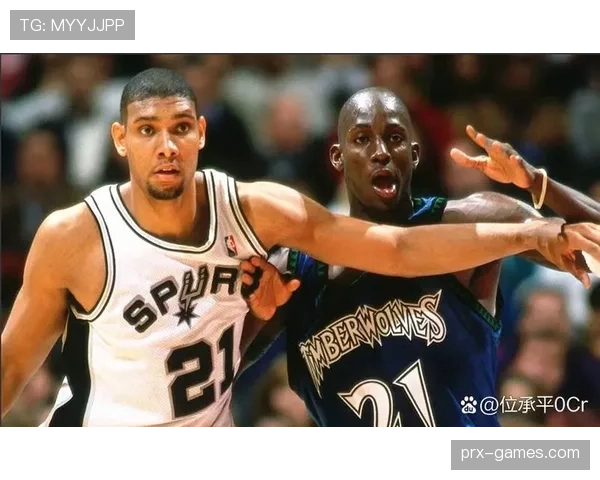 邓肯内线高效篮板对比鲍威尔，持续主导防守改变比赛节奏